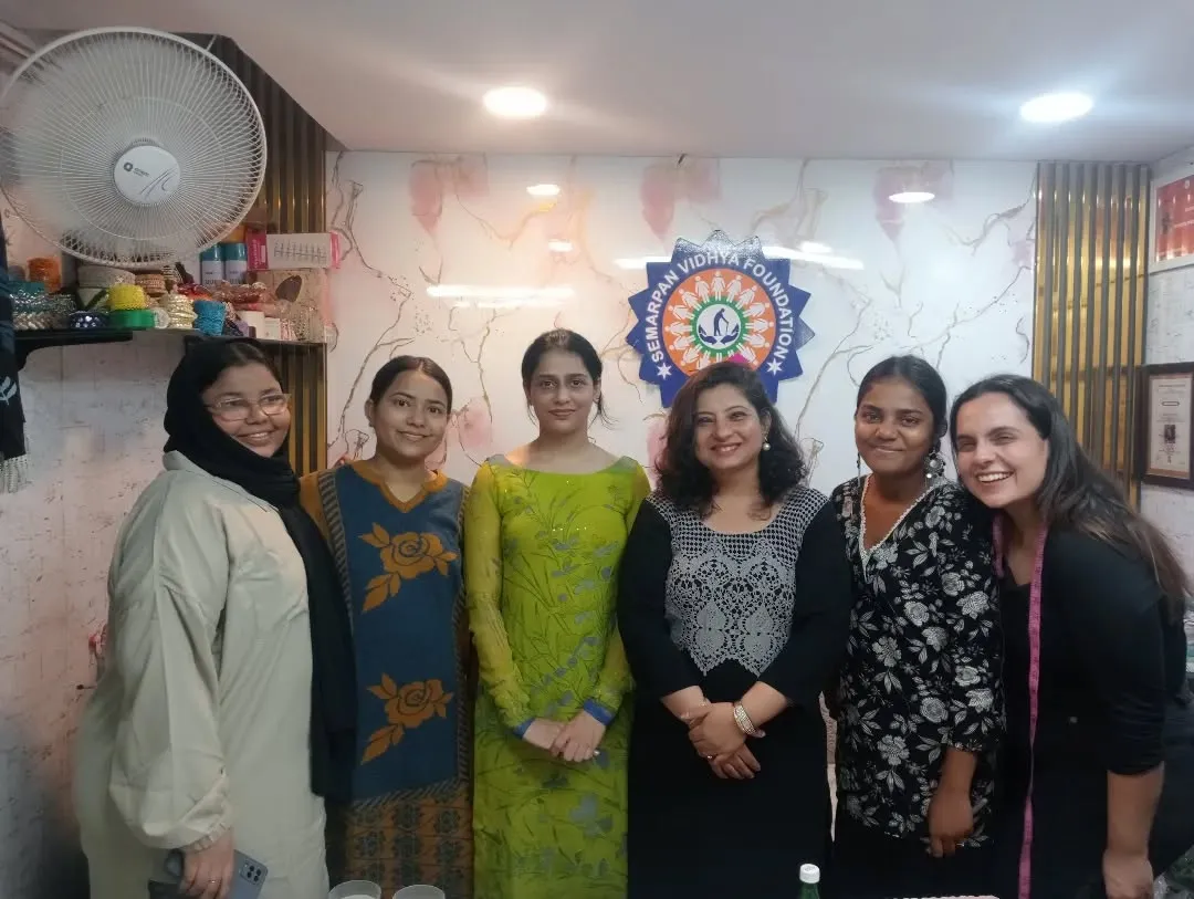 Women taking part in a Semarpan internship project session
